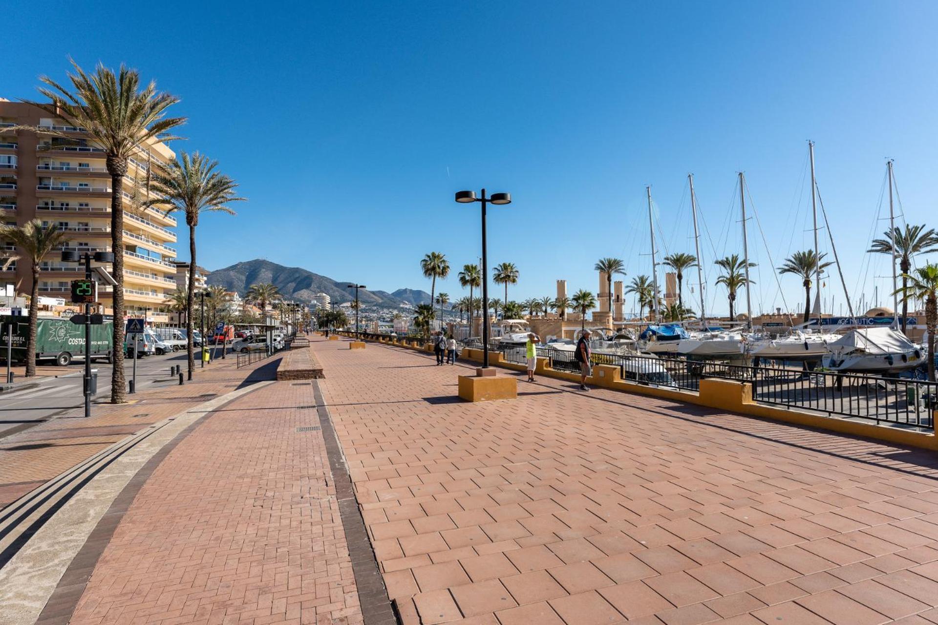 Malagasuite Fuengirola Beach & Sun Экстерьер фото